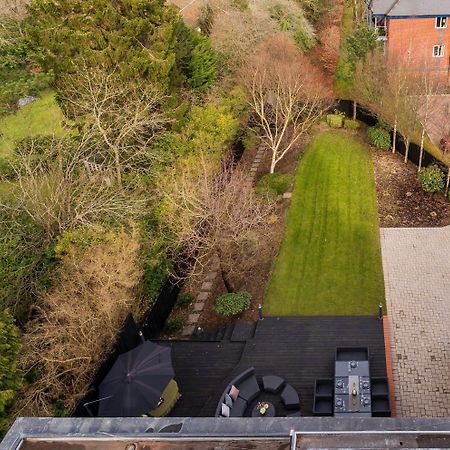 Luxury Water Tower I Roof Bar I Cinema Villa Cardiff Exterior photo